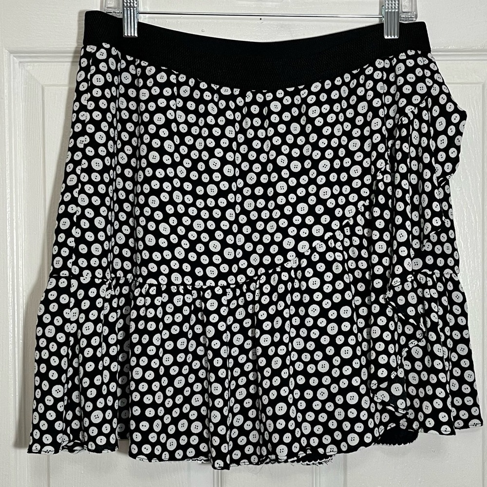 MAEVE by ANTHROPOLOGIE Button Black and white ruffle wrap Skirt | size large - Picture 1 of 8